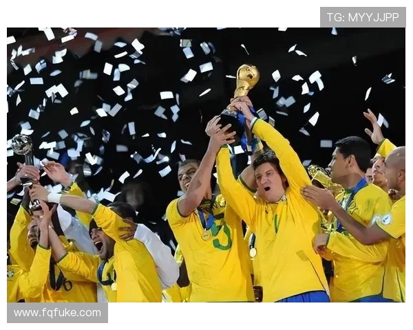 埃斯特旺10岁签约耐克16岁身价破千万成巴甲新星 埃斯特旺10岁签约耐克16岁身价破千万成巴甲新星